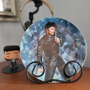 A Bradford Exchange "Elvis Presley" Plate
